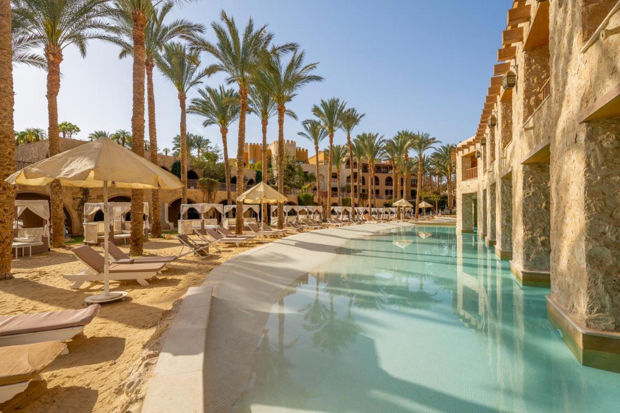 The Makadi Spa Hotel - Couples Only 18 Years Plus Hurghada Zewnętrze zdjęcie The pool at the Hilton Luxor